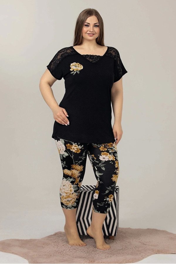 Siyah Renk Ve Çiçek Desenli Lady 10588 Kadın Büyük Beden Kapri Pijama Takımı Siyah Renk Ve Çiçek Desenli Lady 10588 Kadın Büyük Beden Kapri Pijama Takımı, LADYY-10588-2x-56653, Lady Pijama Takımı, LADYY-10588-2x-56653