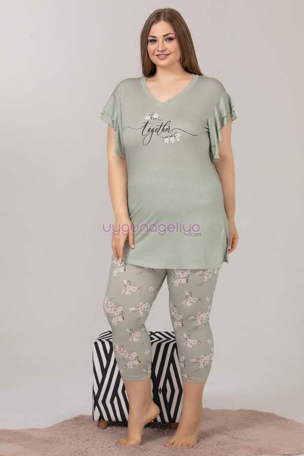 Kadın Yeşil Renk ve Çiçek Desenli Lady 10605 Büyük Beden Kapri Pijama Takımı Kadın Yeşil Renk ve Çiçek Desenli Lady 10605 Büyük Beden Kapri Pijama Takımı, ELİT0010605-2XL, Lady Pijama Takımı, ELİT0010605-2XL