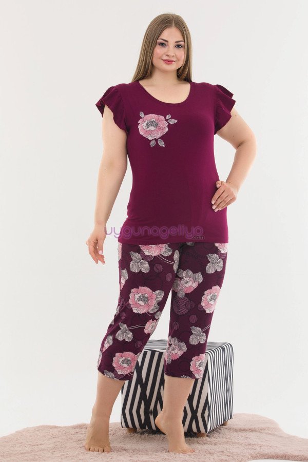 Kadın Mürdüm Renk ve Çiçek Desenli Lady 10627 Büyük Beden Kapri Pijama Takımı Kadın Mürdüm Renk ve Çiçek Desenli Lady 10627 Büyük Beden Kapri Pijama Takımı, ELİT0010627-2XL, Lady Pijama Takımı, ELİT0010627-2XL