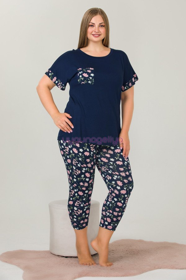 Lacivert Renk ve Çiçek Desenli Lady 10642 Büyük Beden Kapri Pijama Takımı Lacivert Renk ve Çiçek Desenli Lady 10642 Büyük Beden Kapri Pijama Takımı, ELİT0010642-2XL, Lady Pijama Takımı, ELİT0010642-2XL