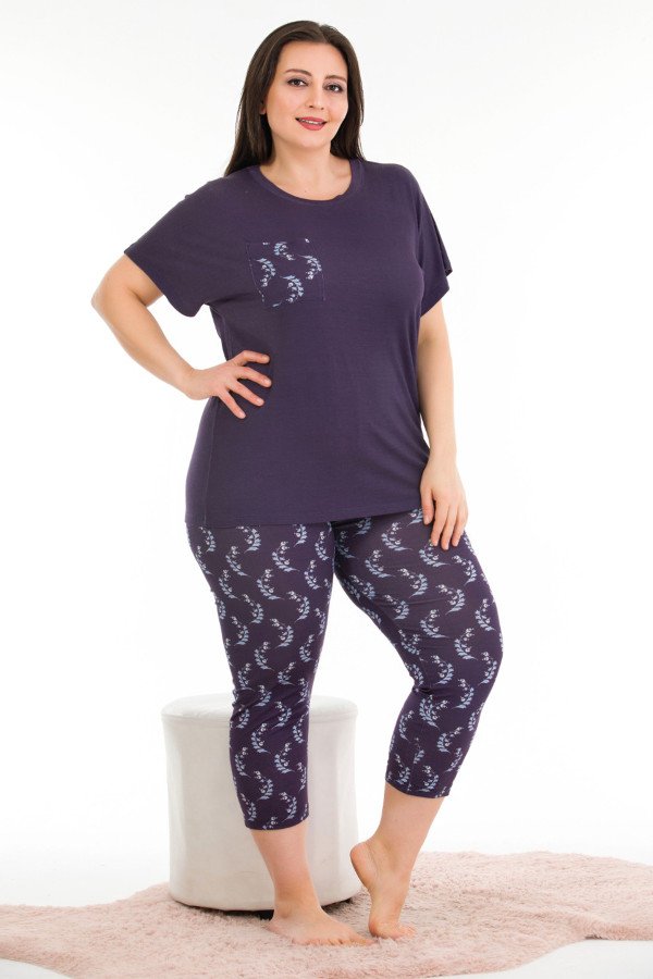 Lacivert Renk ve Çiçek Desenli Lady 10674 Büyük Beden Kapri Pijama Takımı Lacivert Renk ve Çiçek Desenli Lady 10674 Büyük Beden Kapri Pijama Takımı, UB-LADY10674-2XL, Lady Pijama Takımı, UB-LADY10674-2XL