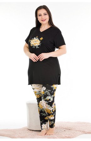 Siyah Renk ve Çiçek Desenli 10908 Kadın Kısa Kol Lady Büyük Beden Pijama Takımı Siyah Renk ve Çiçek Desenli 10908 Kadın Kısa Kol Lady Büyük Beden Pijama Takımı