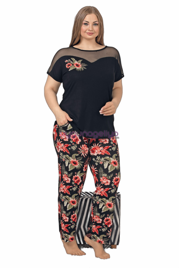 Siyah Renk ve Kırmızı Çiçek Desenli LADY-10871 Kadın Kısa Kol Büyük Beden Pijama Takımı-Lady
