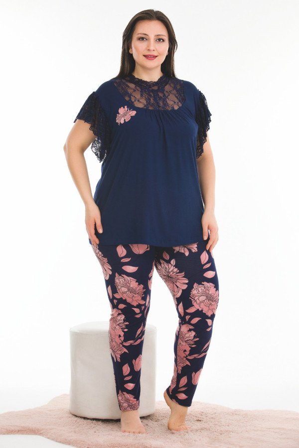 Lacivert Renk Çiçek Desenli Lady 10924 Kadın Kısa Kol Büyük Beden Pijama Takımı Lacivert Renk Çiçek Desenli Lady 10924 Kadın Kısa Kol Büyük Beden Pijama Takımı, UB-LADY10924-2XL, Büyük Beden (Battal Boy) Pijama Takımları, UB-LADY10924-2XL
