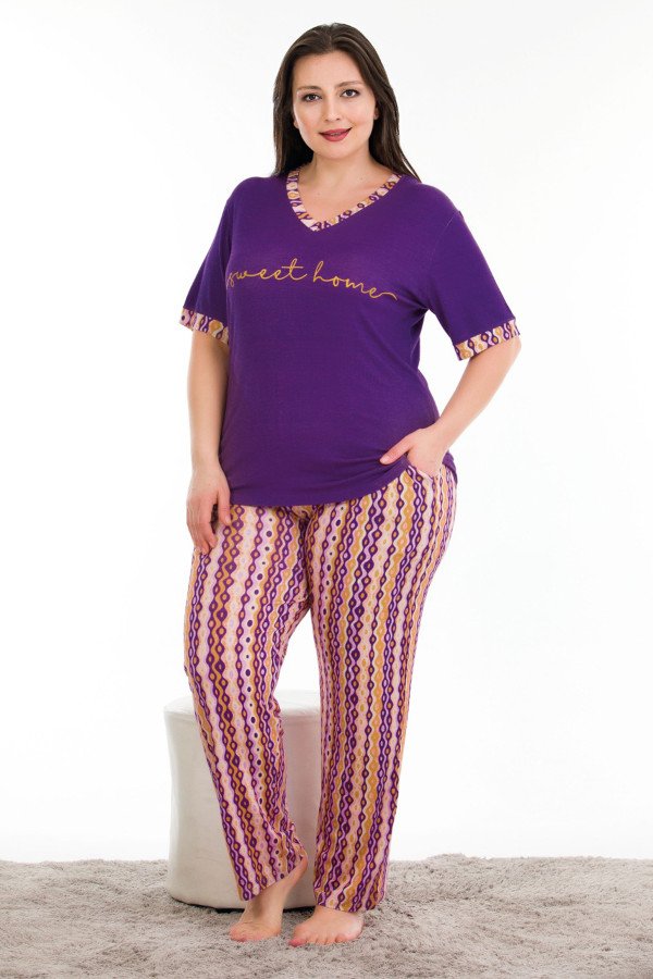 Mor Renk ve Desenli V Yaka Lady 10926 Kadın Kısa Kol Büyük Beden Pijama Takımı Mor Renk ve Desenli V Yaka Lady 10926 Kadın Kısa Kol Büyük Beden Pijama Takımı, UB-LADY10926-2XL, Büyük Beden (Battal Boy) Pijama Takımları, UB-LADY10926-2XL