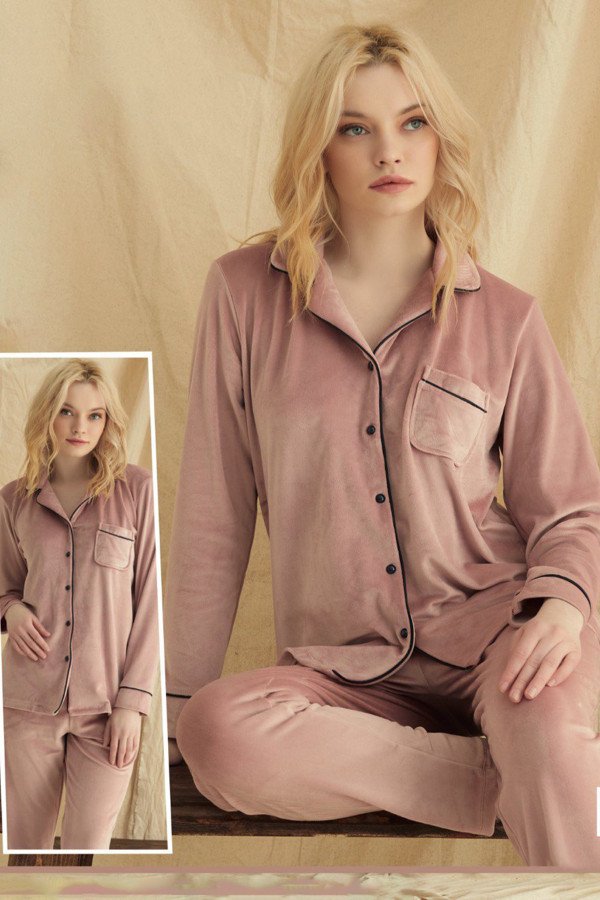 Kadın Gül Kurusu Renk Kadife Kumaş Teknur 52104 Uzun Kol Önden Düğmeli Pijama Takımı Kadın Gül Kurusu Renk Kadife Kumaş Teknur 52104 Uzun Kol Önden Düğmeli Pijama Takımı, Teknur-52104, Teknur Pijama Takımı