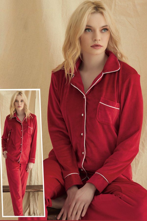 Kadın Kırmızı Renk Kadife Kumaş Teknur 52109 Uzun Kol Önden Düğmeli Pijama Takımı Kadın Kırmızı Renk Kadife Kumaş Teknur 52109 Uzun Kol Önden Düğmeli Pijama Takımı, Teknur-52109, Teknur Pijama Takımı