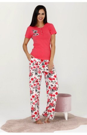 Fuşya Renk ve Çiçek Desenli 12531 Kısa Kol Kadın Lady Pijama Takımı Fuşya Renk ve Çiçek Desenli 12531 Kısa Kol Kadın Lady Pijama Takımı