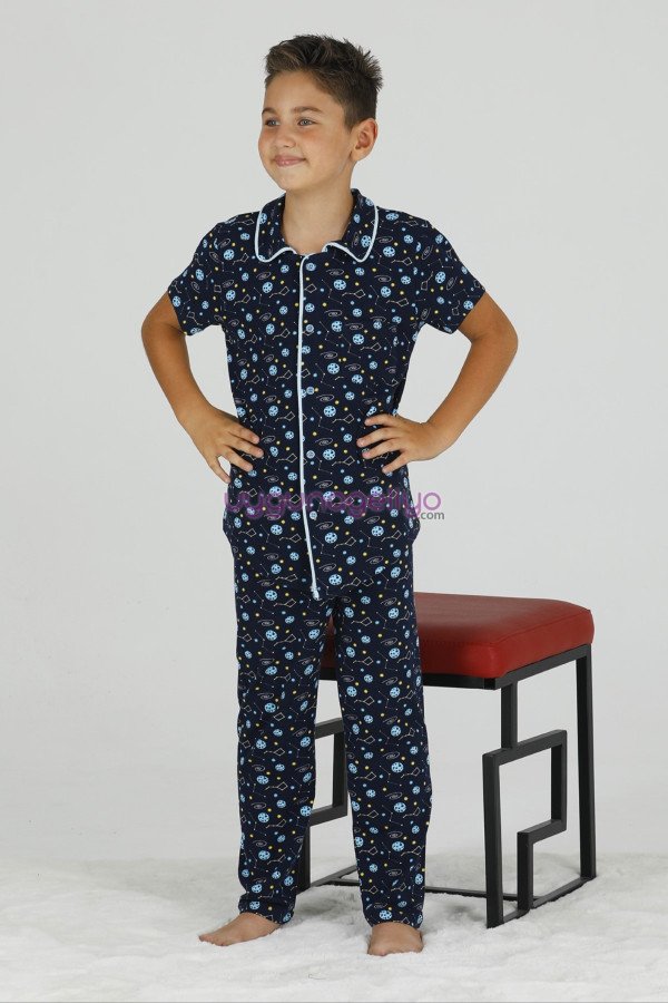 Siyah Renk ve Galaksi Desenli Teknur 45623 Pamuk Önden Düğmeli Erkek Çocuk Pijama Takımı Siyah Renk ve Galaksi Desenli Teknur 45623 Pamuk Önden Düğmeli Erkek Çocuk Pijama Takımı, Teknur-45623, Teknur Pijama Takımı
