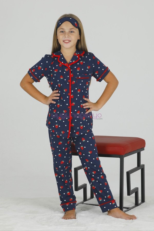 Lacivert Renk ve Çilek Desenli Teknur 40602 Pamuk Önden Düğmeli Kız Çocuk Pijama Takımı Lacivert Renk ve Çilek Desenli Teknur 40602 Pamuk Önden Düğmeli Kız Çocuk Pijama Takımı, Teknur-40602, Teknur Pijama Takımı