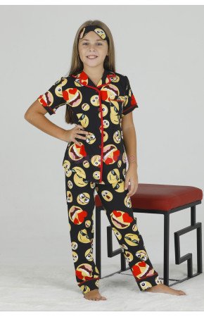 Siyah Renk ve Emoji Gülenyüz Desenli Teknur 40605 Pamuk Önden Düğmeli Kız Çocuk Pijama Takımı Siyah Renk ve Emoji Gülenyüz Desenli Teknur 40605 Pamuk Önden Düğmeli Kız Çocuk Pijama Takımı