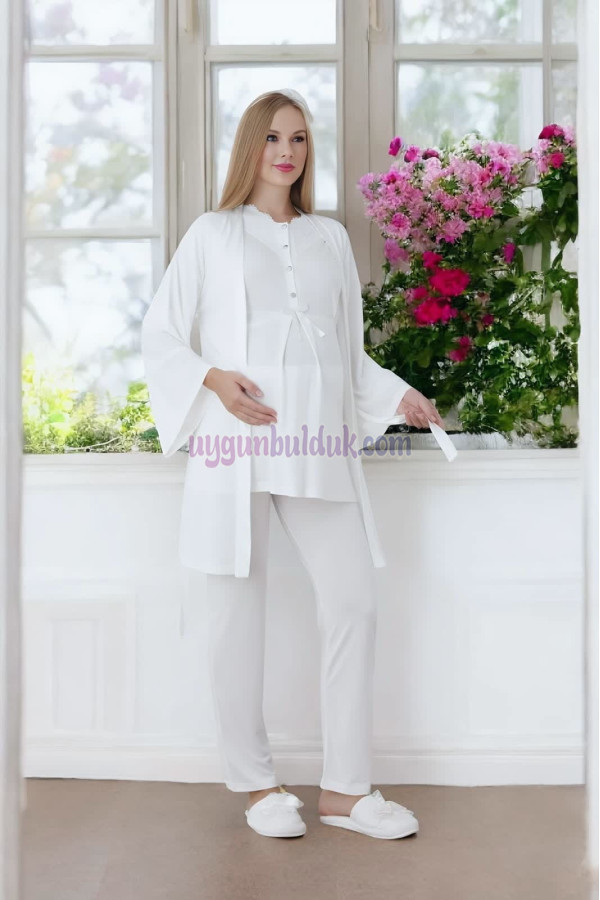 Ekru Renk Dantel Detaylı Derin Patlı, Erdeniz 3420 Uzun Kol ve Sabahlıklı 3lü Lohusa Pijama Takımı, 8509990003012, Lohusa - Hamile Pijama Takımları, 8509990003012
