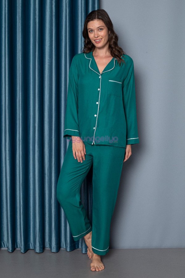 Koyu Yeşil Renk Önden Düğmeli Teknur 2476 Dokuma Kumaş Uzun Kol Kadın Pijama Takımı Koyu Yeşil Renk Önden Düğmeli Teknur 2476 Dokuma Kumaş Uzun Kol Kadın Pijama Takımı, Teknur-2476, Teknur Pijama Takımı