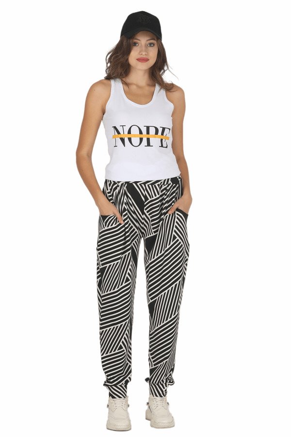 Kadın Beyaz Renk ve Çizgi Desenli Lady 10034 Şalvar Pijama Takımı, ELT0010034-ML, Kısa Kollu Pijama Takımları