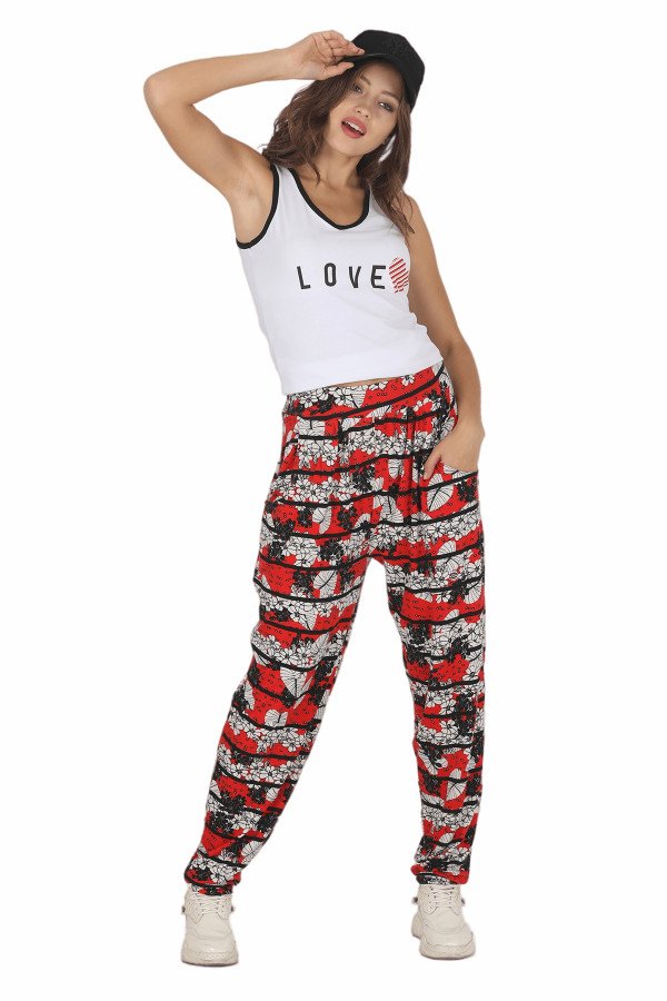 Kadın Beyaz Renk ve Çiçek Desenli Lady 10038 Şalvar Pijama Takımı Kadın Beyaz Renk ve Çiçek Desenli Lady 10038 Şalvar Pijama Takımı, ELT0010038-ML, Kısa Kollu Pijama Takımları