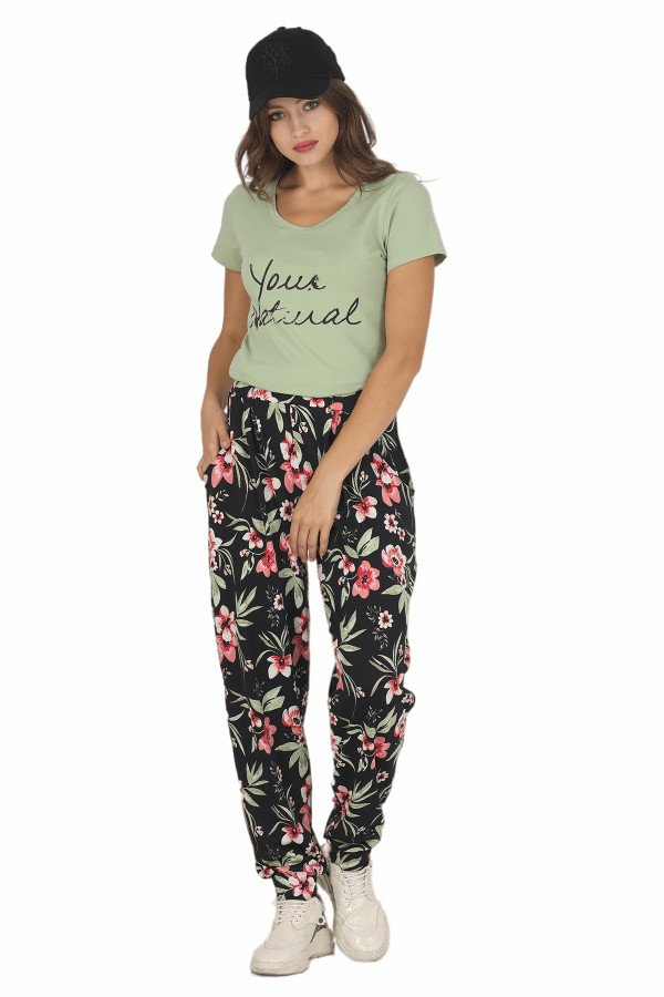 Kadın Yeşil Renk ve Çiçek Desenli Kısa Kol Lady 10046 Şalvar Pijama Takımı Kadın Yeşil Renk ve Çiçek Desenli Kısa Kol Lady 10046 Şalvar Pijama Takımı, ELT0010046-ML, Kısa Kollu Pijama Takımları