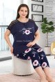 Lacivert Renk ve Çiçek Desenli Lady 10677 Büyük Beden Kapri Pijama Takımı Lacivert Renk ve Çiçek Desenli Lady 10677 Büyük Beden Kapri Pijama Takımı, LADY10677-2XL, Lady Pijama Takımı, LADY10677-2XL